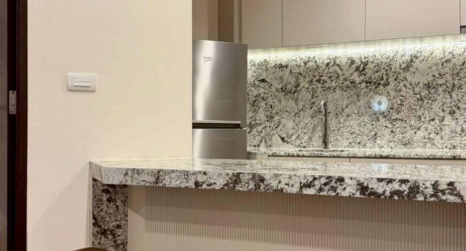 For sale 1 bed condo in Sathon, Bangkok