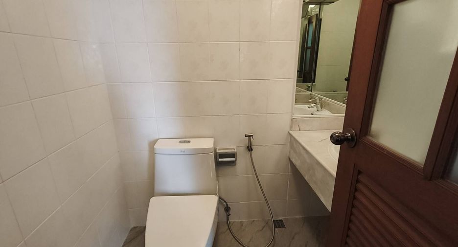 Аренда 3 спальни апартаменты в Щаттхана, Бангкок