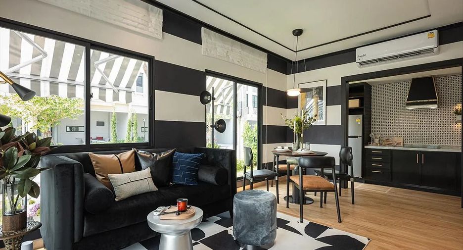 For sale 2 bedrooms townhouse in Prawet, Bangkok