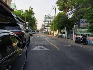 出售 4 卧室 商业空间 在 Bang Kapi, 曼谷