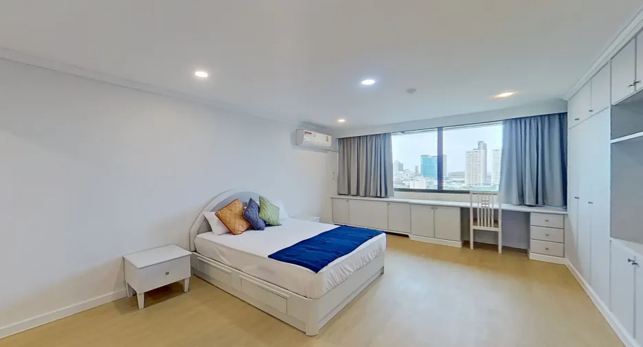 ขาย และ ให้เช่า 5 ห้องนอน คอนโด ใน วัฒนา, กรุงเทพฯ