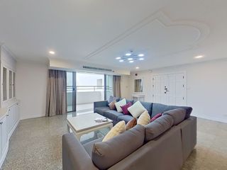 Condo en venta y en alquiler de 5 habitaciones en Watthana, Bangkok