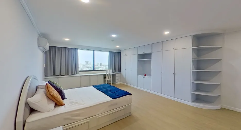 ขาย และ ให้เช่า 5 ห้องนอน คอนโด ใน วัฒนา, กรุงเทพฯ