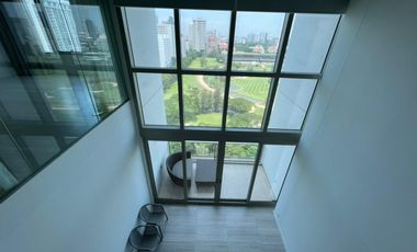 For rent 2 bedrooms condo in Pathum Wan, Bangkok