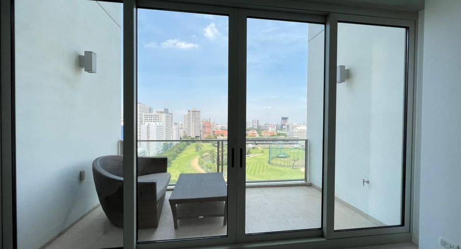 Wohnung zur Miete mit 2 Zimmer in Pathum Wan, Bangkok