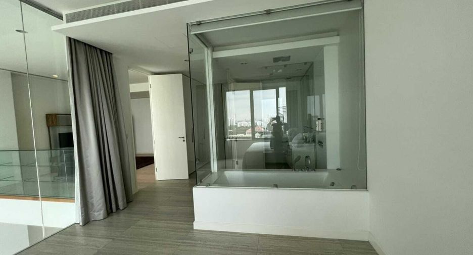 Wohnung zur Miete mit 2 Zimmer in Pathum Wan, Bangkok
