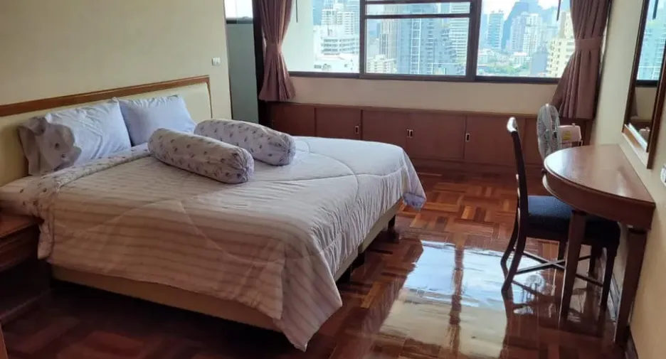 ให้เช่า 3 ห้องนอน คอนโด ใน วัฒนา, กรุงเทพฯ