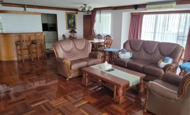 ให้เช่า 3 ห้องนอน คอนโด ใน วัฒนา, กรุงเทพฯ