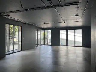Reihenhaus zum Kauf und zur Miete mit 2 Zimmer in Suan Luang, Bangkok
