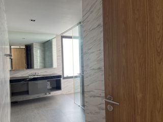 Reihenhaus zum Kauf und zur Miete mit 2 Zimmer in Suan Luang, Bangkok
