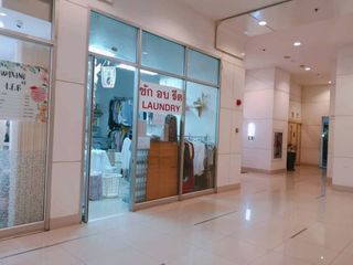 For sale retail Space in Watthana, Bangkok