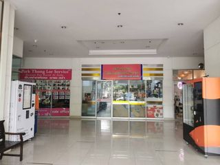 For sale retail Space in Watthana, Bangkok
