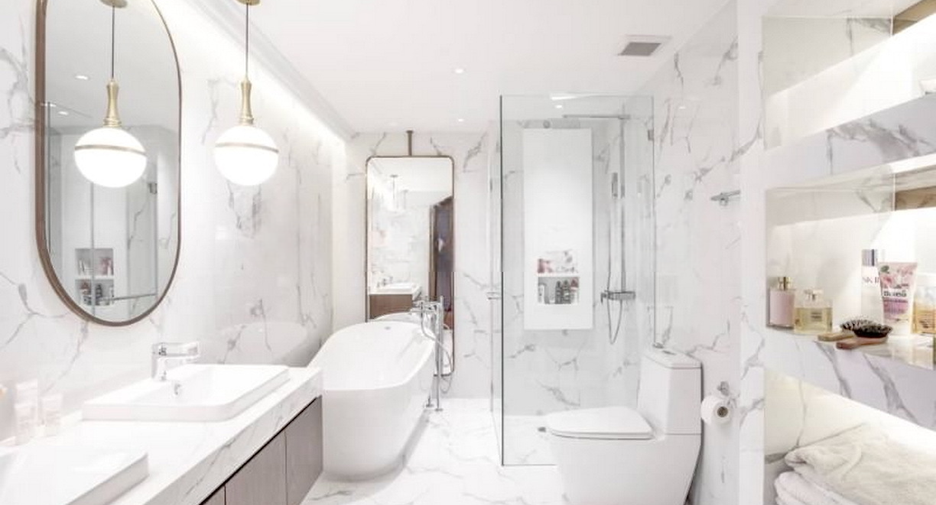 For sale 3 bedrooms condo in Thon Buri, Bangkok
