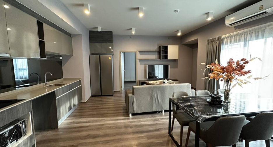 For rent 2 ベッドルーム condo in Huai Khwang, Bangkok