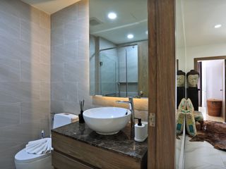 Condo en venta de 2 habitaciones en Mueang Phuket, Phuket