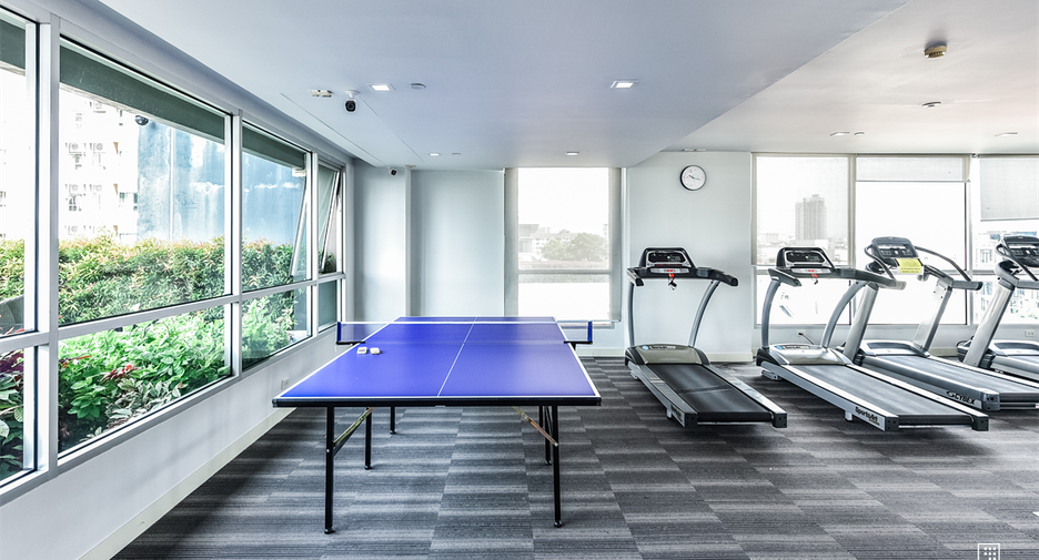 For rent 1 bed condo in Khlong San, Bangkok