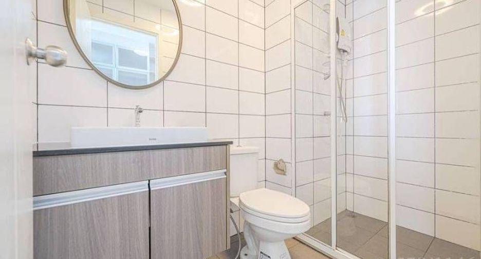 For sale studio condo in Huai Khwang, Bangkok