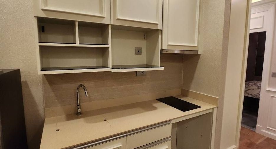 For sale 2 bedrooms condo in Pathum Wan, Bangkok