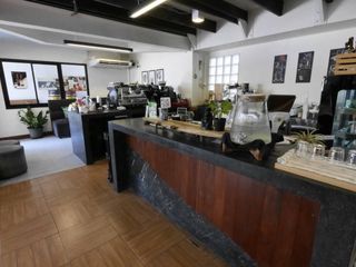 Аренда 2 спальни торговое помещение в Щаттхана, Бангкок