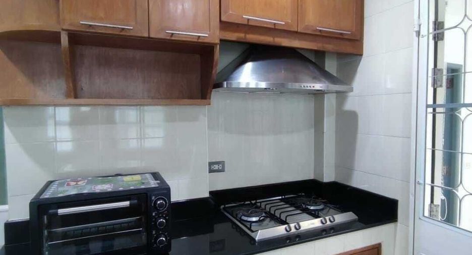 For rent 4 bedrooms house in Mueang Samut Prakan, Samut Prakan