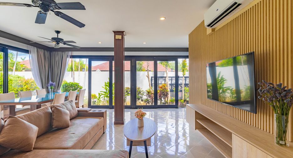 For rent 3 bedrooms villa in Thalang, Phuket