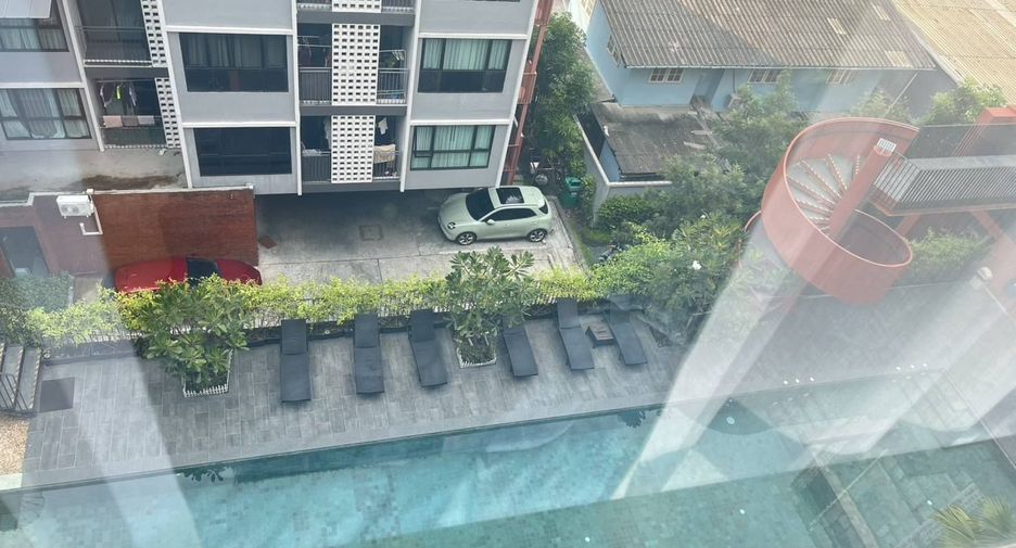 For rent 2 bedrooms condo in Mueang Samut Prakan, Samut Prakan