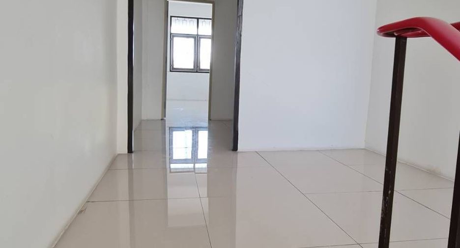 For sale and for rent 1 bed retail Space in Phra Khanong, Bangkok