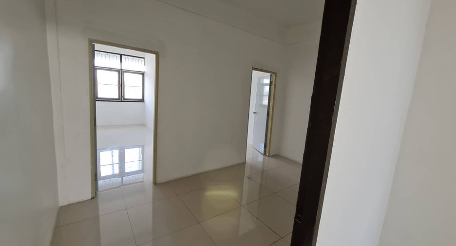 For sale and for rent 1 bed retail Space in Phra Khanong, Bangkok