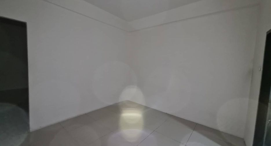 For sale and for rent 1 bed retail Space in Phra Khanong, Bangkok