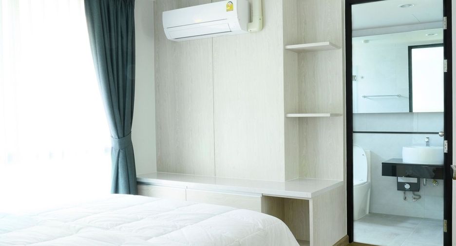 For rent 1 bed condo in Watthana, Bangkok
