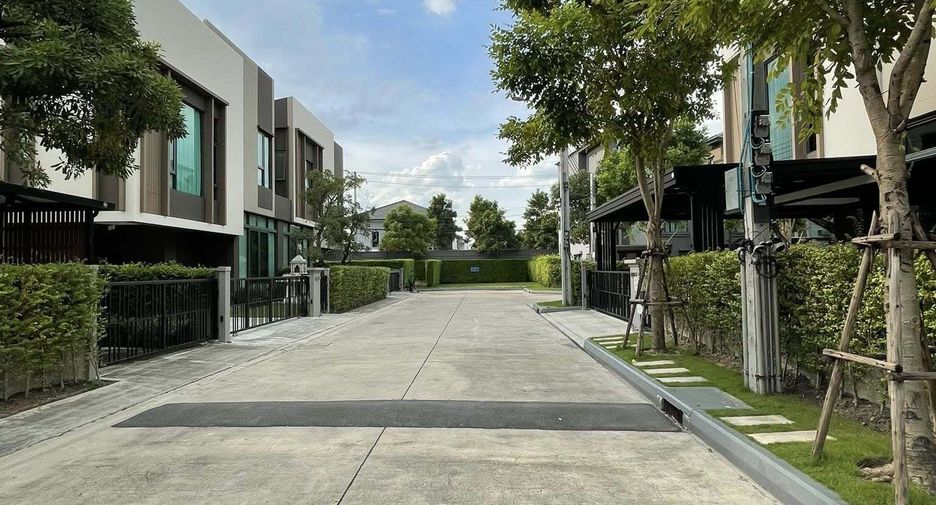 ขาย และ ให้เช่า 3 ห้องนอน ทาวน์เฮ้าส์ ใน ประเวศ, กรุงเทพฯ