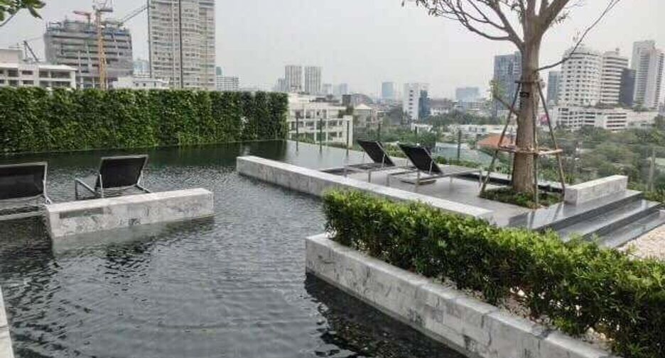 For rent 1 bed condo in Watthana, Bangkok