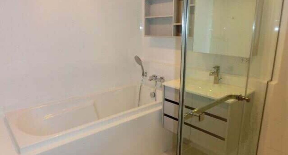 For rent 1 bed condo in Watthana, Bangkok