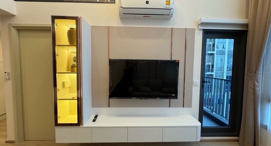 For rent 2 bedrooms condo in Khlong Toei, Bangkok