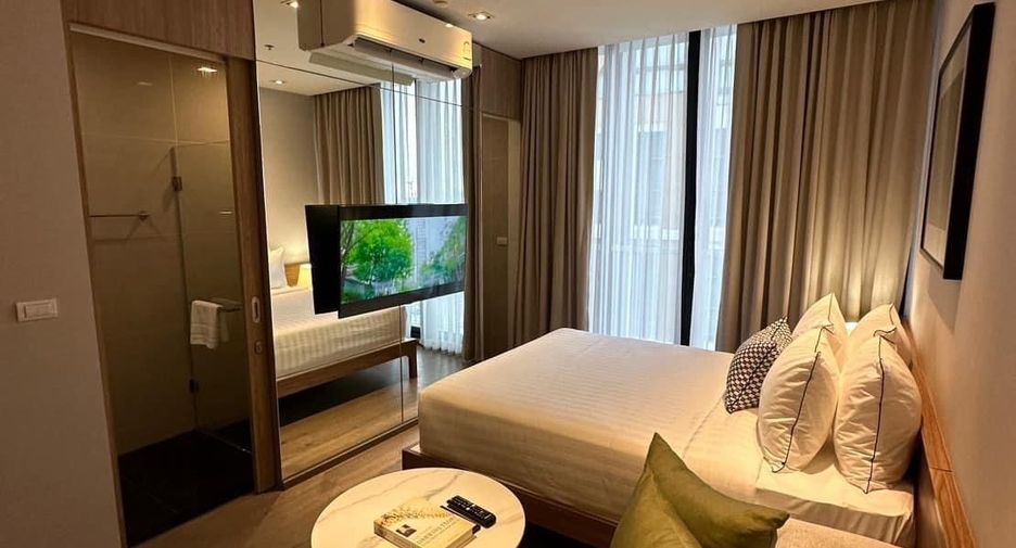 Wohnung zur Miete mit Studio in Khlong Toei, Bangkok