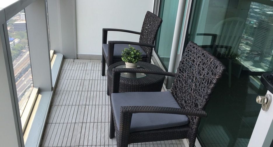 À vendre 1 chambre condo à Sathon, Bangkok