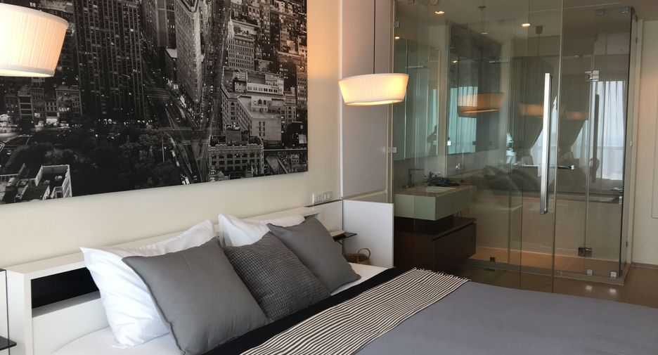 À vendre 1 chambre condo à Sathon, Bangkok