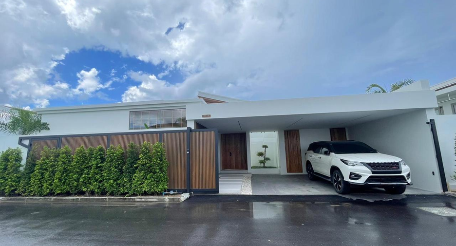 For sale and for rent 3 bedrooms villa in Thalang, Phuket