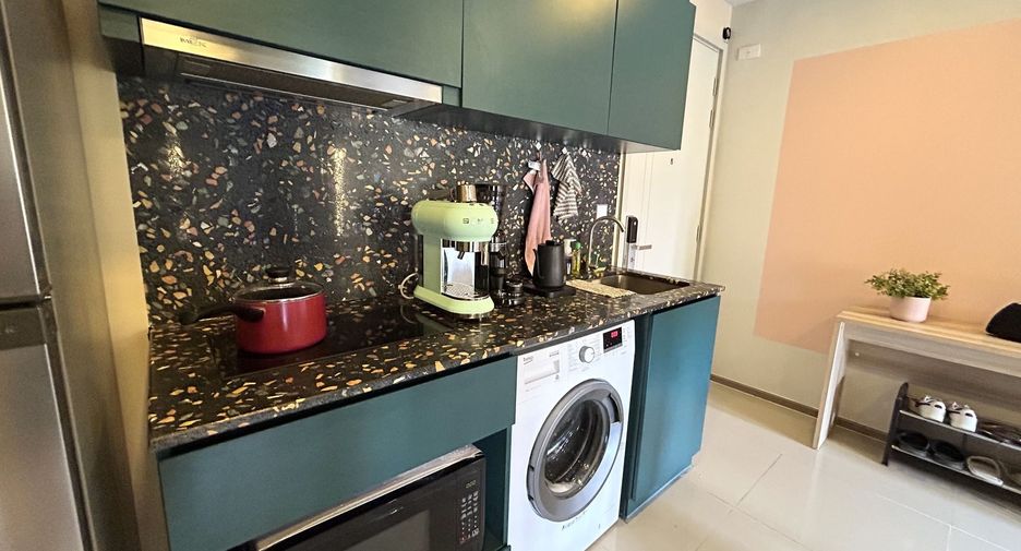 For rent 1 bed condo in Khlong Toei, Bangkok