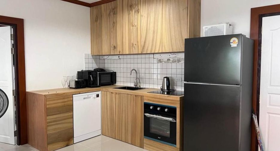 For sale 3 bedrooms condo in Mueang Phuket, Phuket
