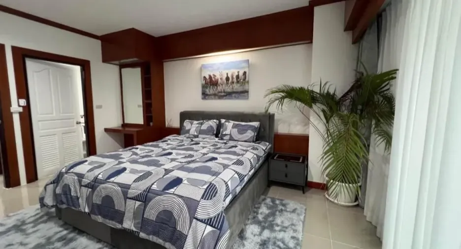 For sale 3 bedrooms condo in Mueang Phuket, Phuket