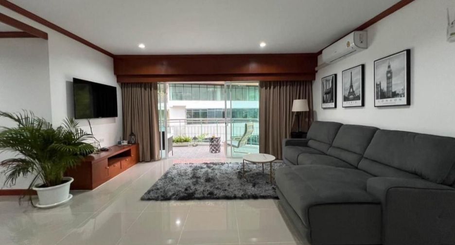 For sale 3 bedrooms condo in Mueang Phuket, Phuket