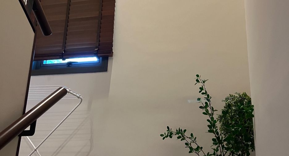 出售 1 卧室 公寓 在 Huai Khwang, 曼谷