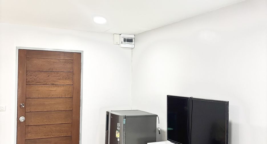 For rent studio condo in Bang Rak, Bangkok