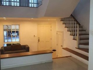 For sale and for rent 3 bedrooms townhouse in Bang Kapi, Bangkok