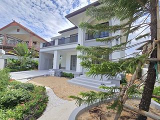 Haus zum Kauf mit 3 Zimmer in Mueang Phuket, Phuket