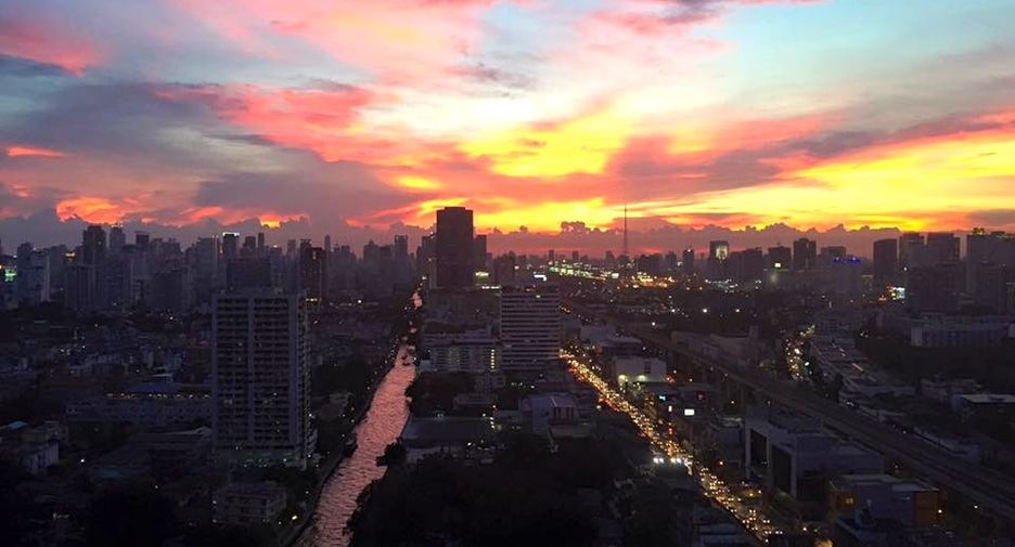 For rent 1 Beds condo in Watthana, Bangkok