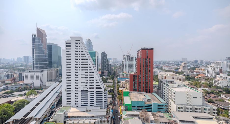 For rent 1 bed condo in Phaya Thai, Bangkok