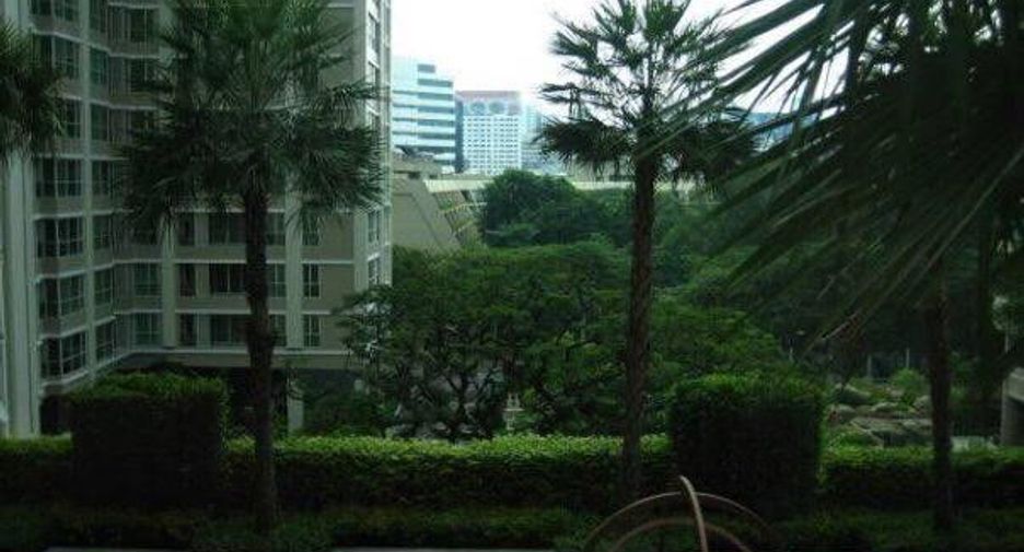 For rent 1 bed condo in Pathum Wan, Bangkok