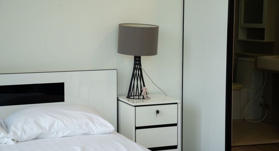 For rent 1 bed condo in Phaya Thai, Bangkok